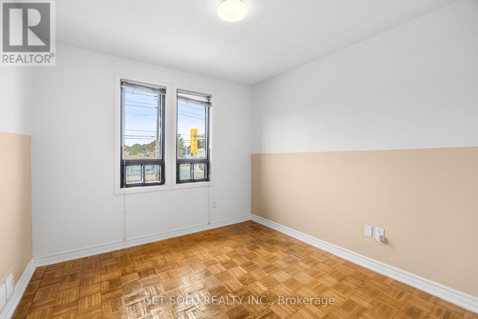 1631 Weston Road, Toronto, Ontario  M9N 1T8 - Photo 10 - W12418333