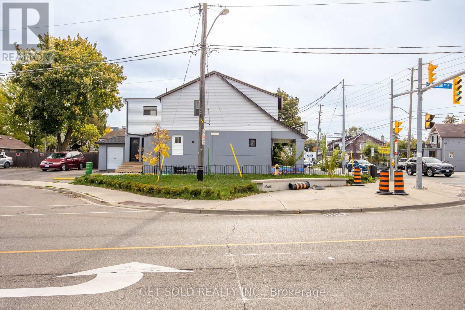 1631 Weston Road, Toronto, Ontario  M9N 1T8 - Photo 13 - W12418333