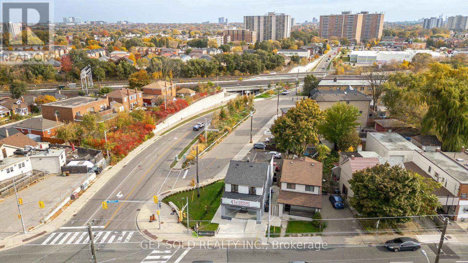 1631 Weston Road, Toronto, Ontario  M9N 1T8 - Photo 20 - W12418333