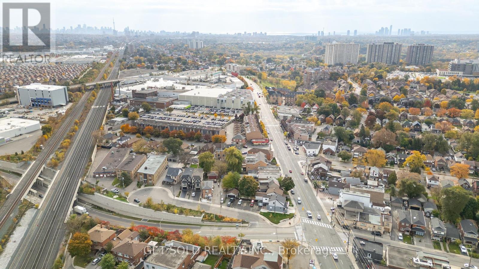 1631 Weston Road, Toronto, Ontario  M9N 1T8 - Photo 25 - W12418333