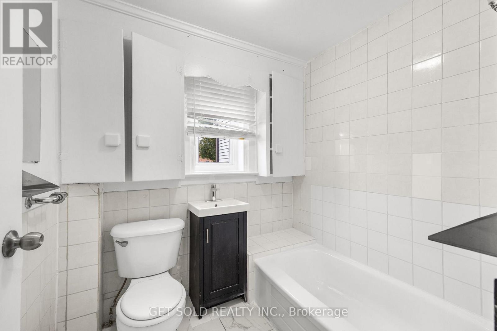 1631 Weston Road, Toronto, Ontario  M9N 1T8 - Photo 7 - W12418333