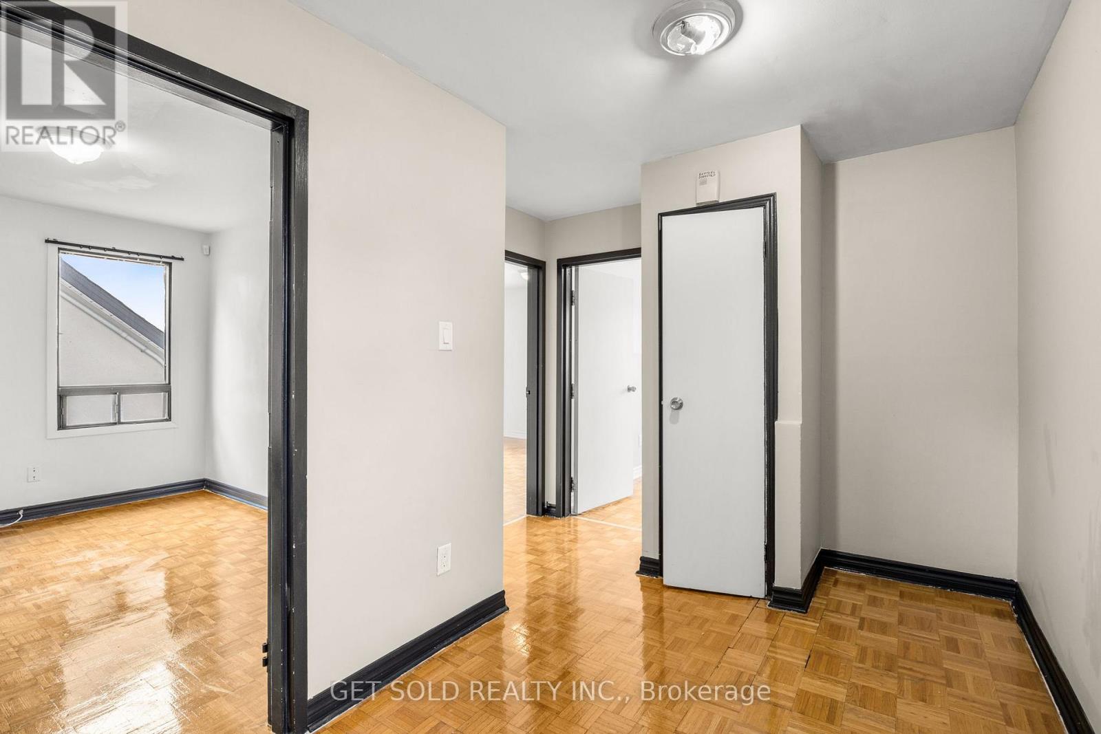 1631 Weston Road, Toronto, Ontario  M9N 1T8 - Photo 8 - W12418333
