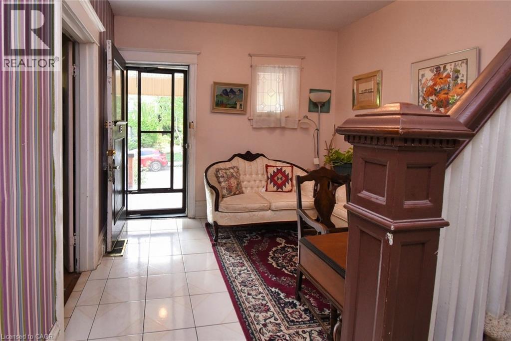 14 Spruceside Avenue, Hamilton, Ontario  L8P 3Y3 - Photo 6 - 40771978