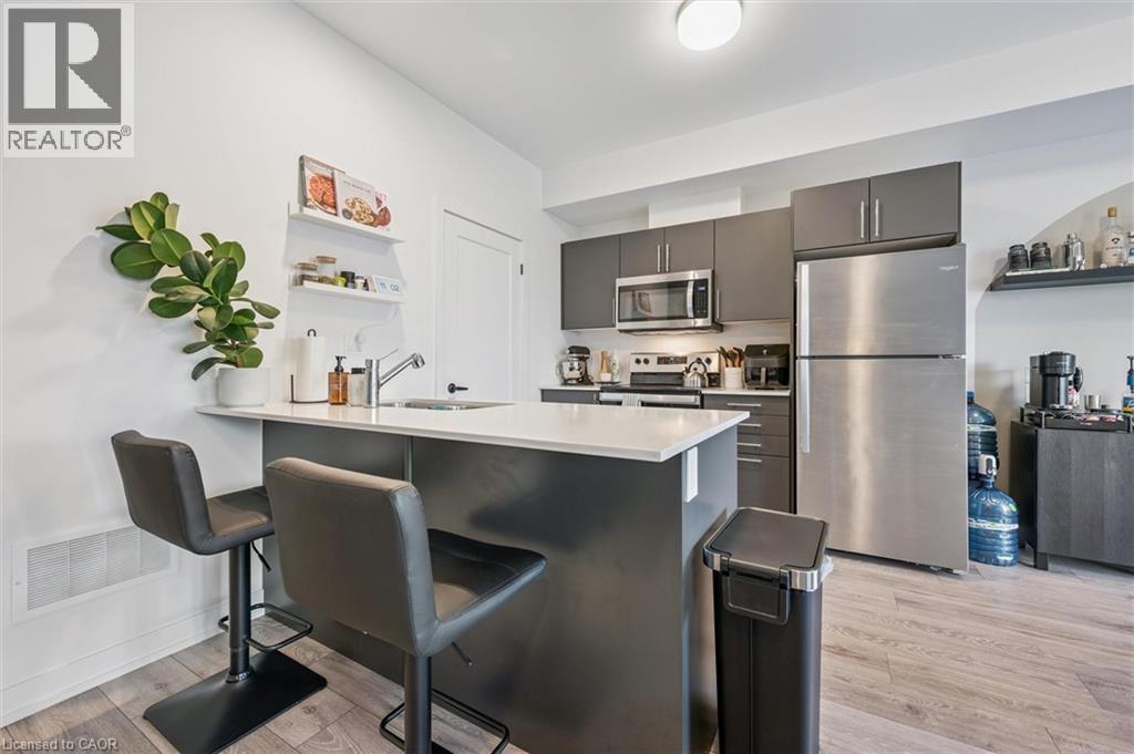 205 West Oak Trail Unit# 53, Kitchener, Ontario  N2R 0R9 - Photo 13 - 40771647