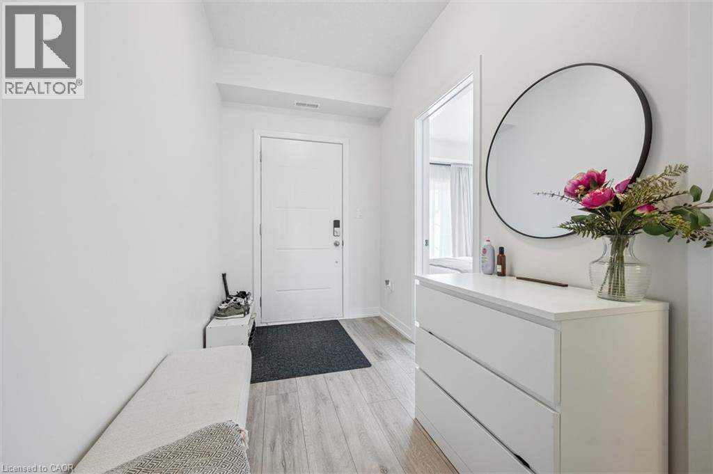 205 West Oak Trail Unit# 53, Kitchener, Ontario  N2R 0R9 - Photo 7 - 40771647