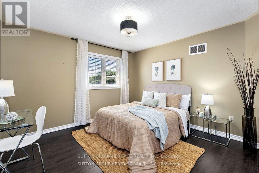 35 Pondmede Crescent, Whitchurch-Stouffville, Ontario  L4A 0E2 - Photo 23 - N12369153