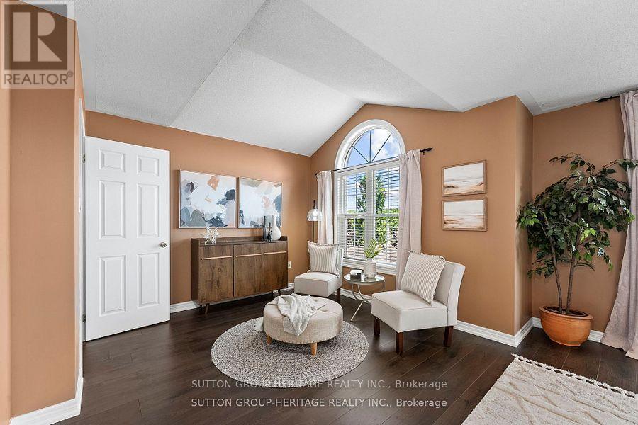 35 Pondmede Crescent, Whitchurch-Stouffville, Ontario  L4A 0E2 - Photo 20 - N12369153