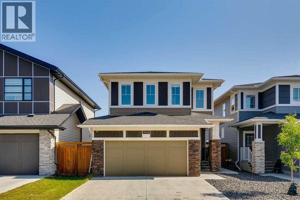 1112 Chinook Gate Bay SW, Airdrie, Alberta