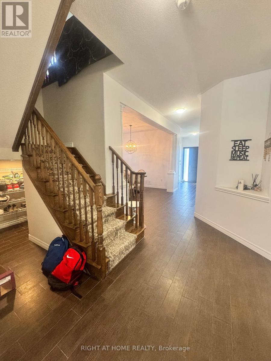 95 Hidden Ridge Crescent, Hamilton, Ontario  L0R 1P0 - Photo 18 - X12418199