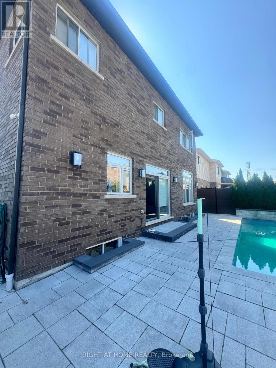 95 Hidden Ridge Crescent, Hamilton, Ontario  L0R 1P0 - Photo 7 - X12418199