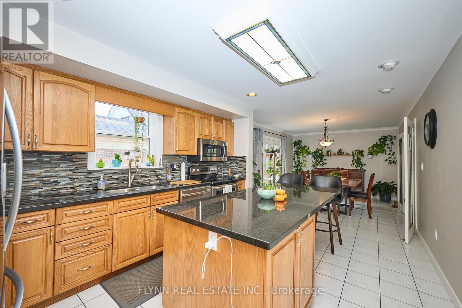 3 Brock Street, Thorold, Ontario  L2V 1V7 - Photo 11 - X12418261