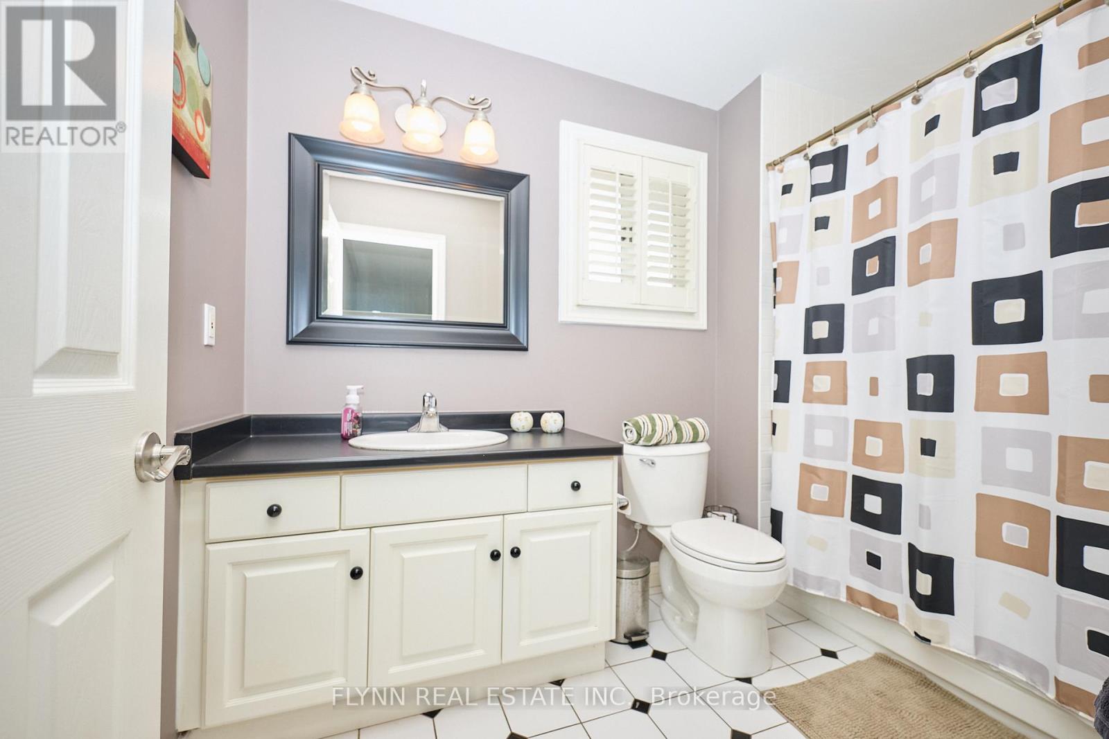 3 Brock Street, Thorold, Ontario  L2V 1V7 - Photo 18 - X12418261