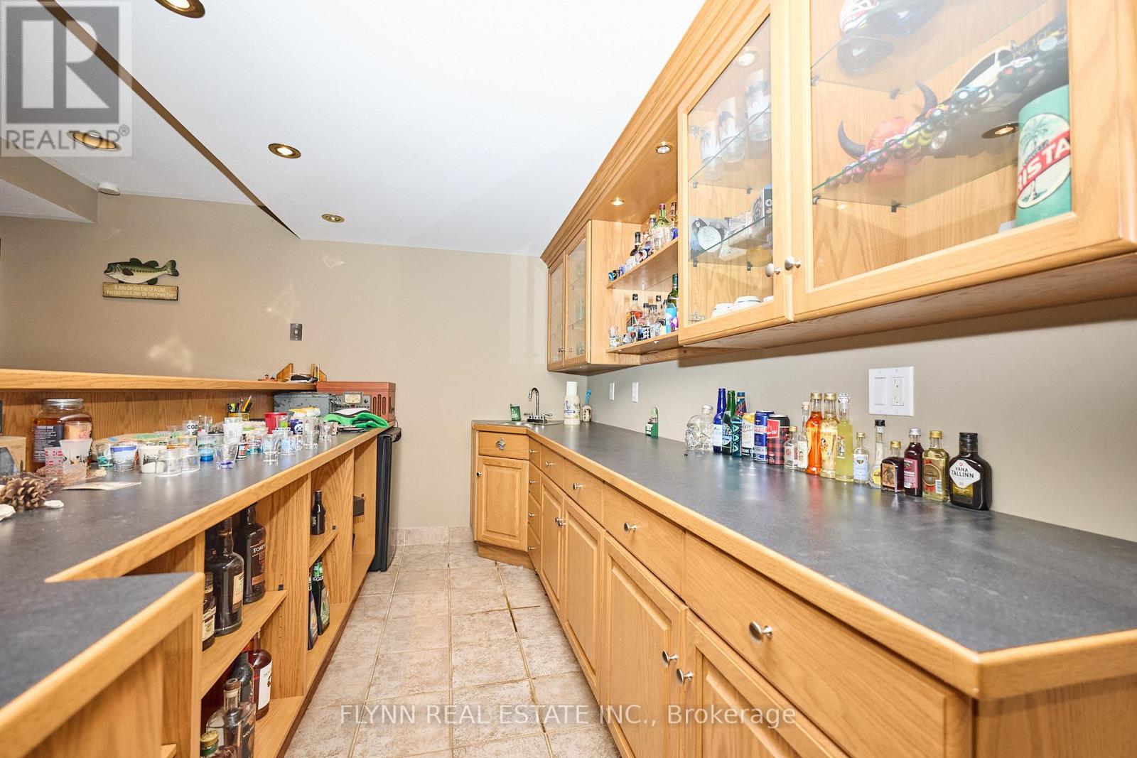 3 Brock Street, Thorold, Ontario  L2V 1V7 - Photo 35 - X12418261