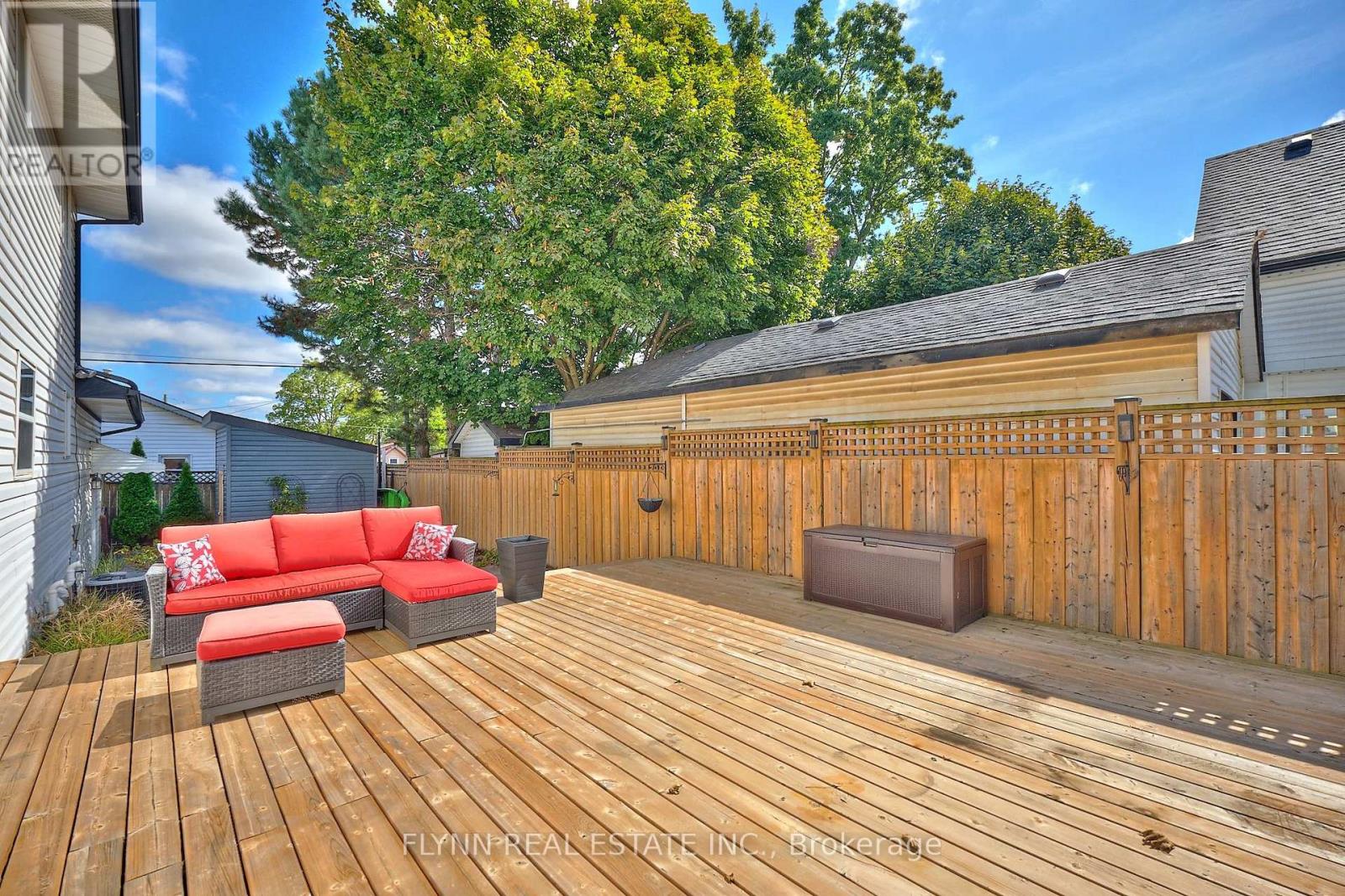 3 Brock Street, Thorold, Ontario  L2V 1V7 - Photo 37 - X12418261