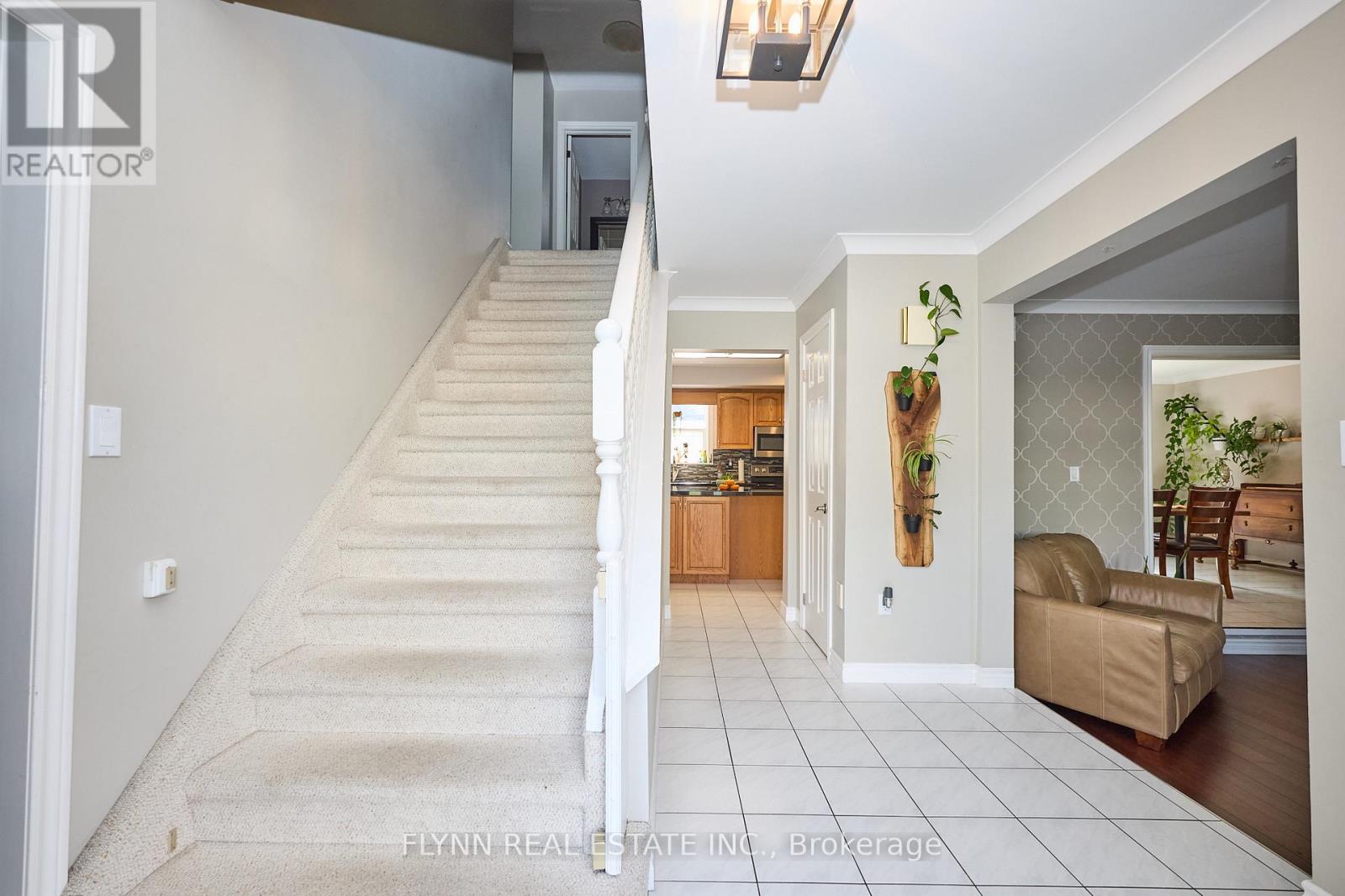 3 Brock Street, Thorold, Ontario  L2V 1V7 - Photo 4 - X12418261