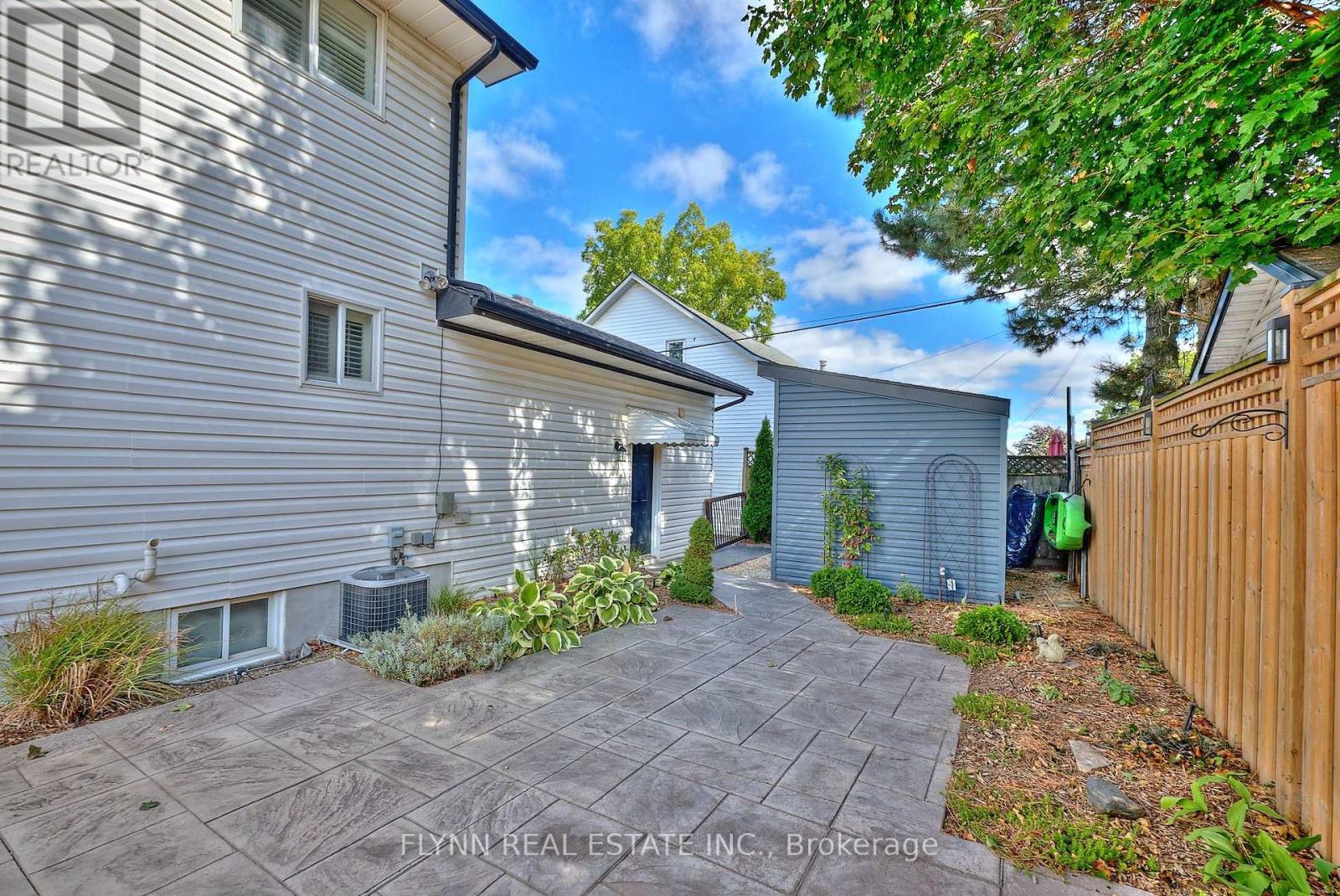 3 Brock Street, Thorold, Ontario  L2V 1V7 - Photo 42 - X12418261