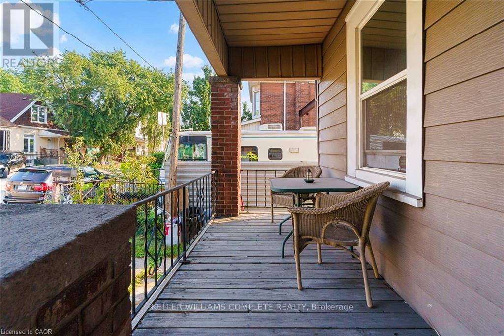 219 Avondale Street, Hamilton, Ontario  L8L 7C4 - Photo 2 - X12418293