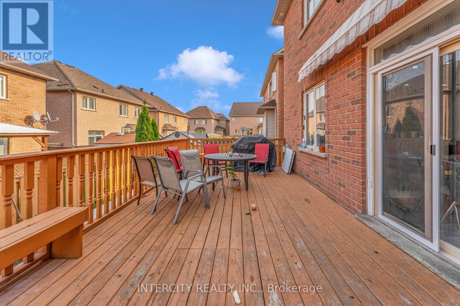 7 Pika Trail, Brampton, Ontario  L6R 2X1 - Photo 47 - W12370907