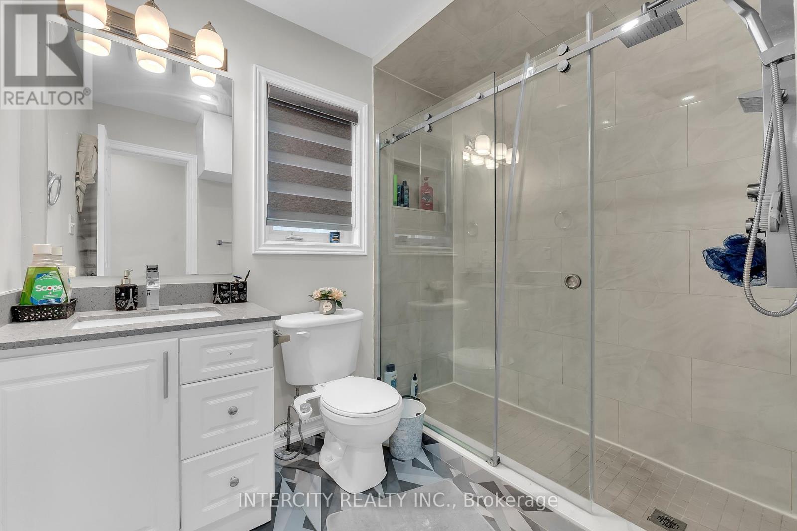 7 Pika Trail, Brampton, Ontario  L6R 2X1 - Photo 42 - W12370907