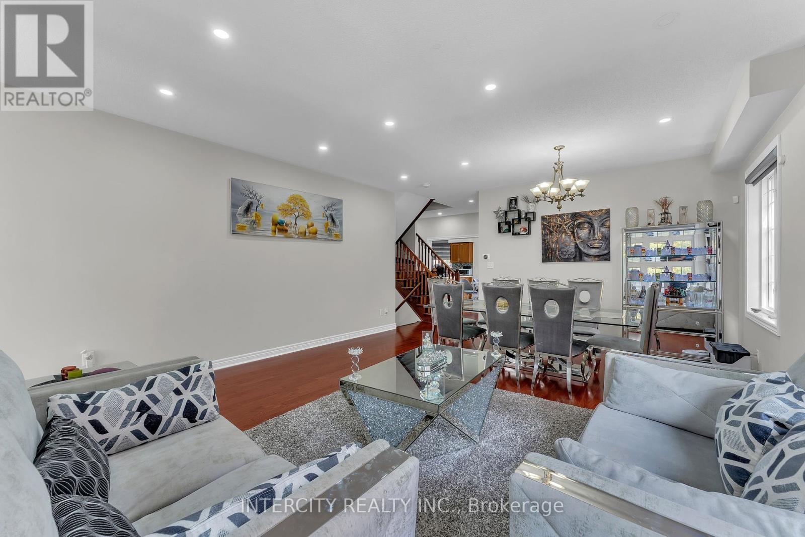 7 Pika Trail, Brampton, Ontario  L6R 2X1 - Photo 9 - W12370907