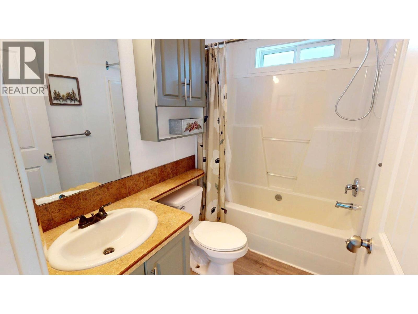 9 Deerborne Drive, Elkford, British Columbia  V0B 1H0 - Photo 25 - 10363676