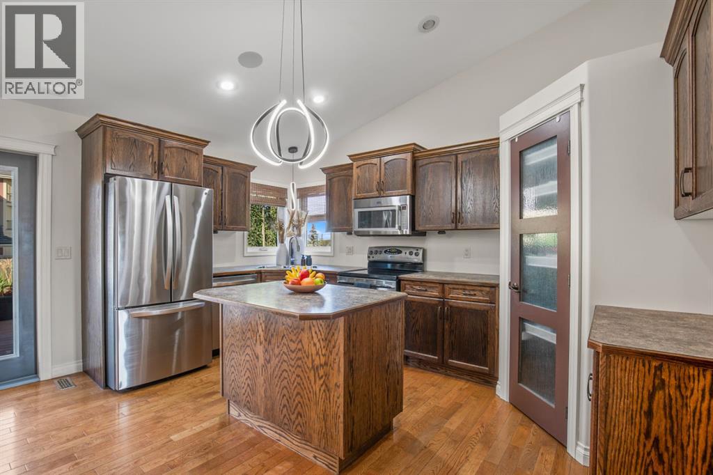 44 Isbister Close, Red Deer, Alberta  T4R 0B9 - Photo 6 - A2258824