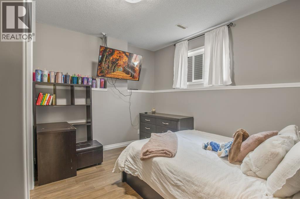 44 Isbister Close, Red Deer, Alberta  T4R 0B9 - Photo 23 - A2258824