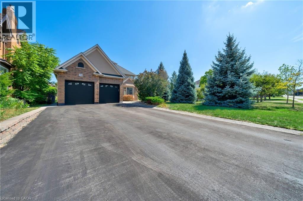 578 Fifty Road, Stoney Creek, Ontario  L8E 5T5 - Photo 2 - 40766145