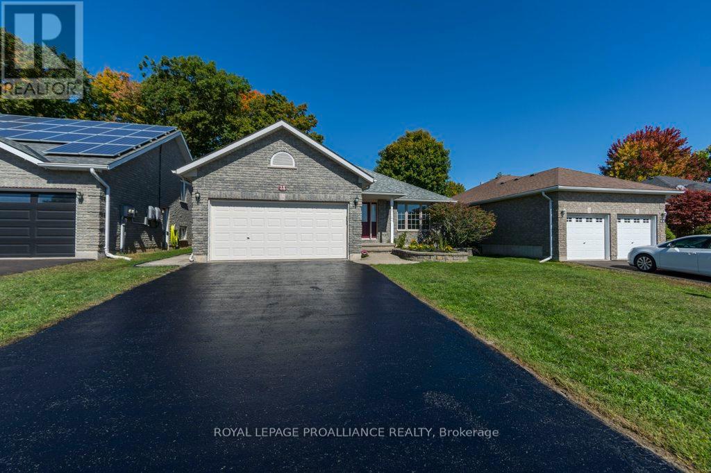 23 Sunshine Lane, Quinte West, Ontario  K8V 6X3 - Photo 3 - X12418574