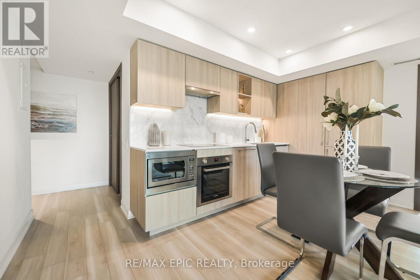 810 - 17 Bathurst Street, Toronto, Ontario  M5V 0N1 - Photo 19 - C12418352