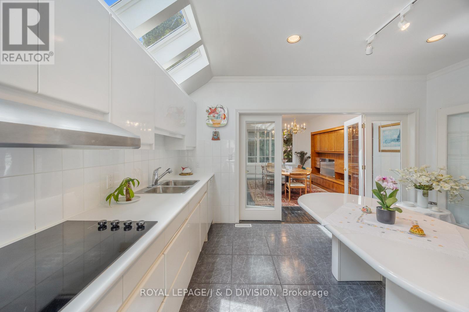31 George Henry Boulevard, Toronto, Ontario  M2J 1E3 - Photo 10 - C12418377
