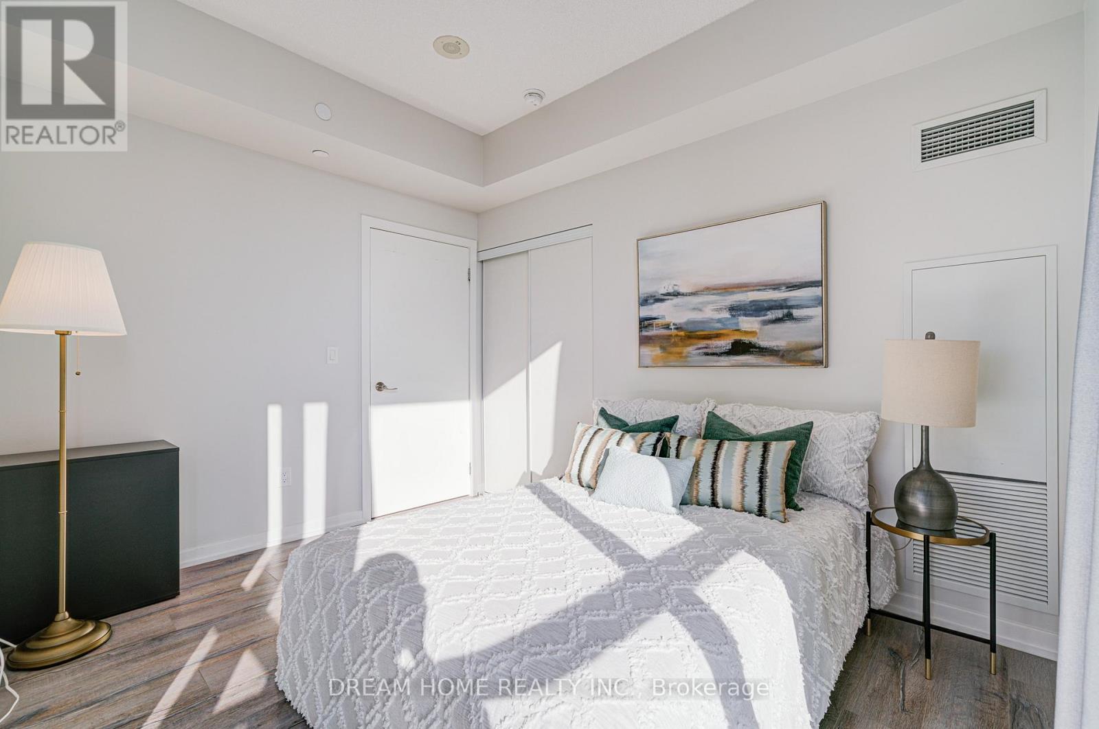 708 - 52 Forest Manor Road, Toronto, Ontario  M2J 0E2 - Photo 31 - C12418412