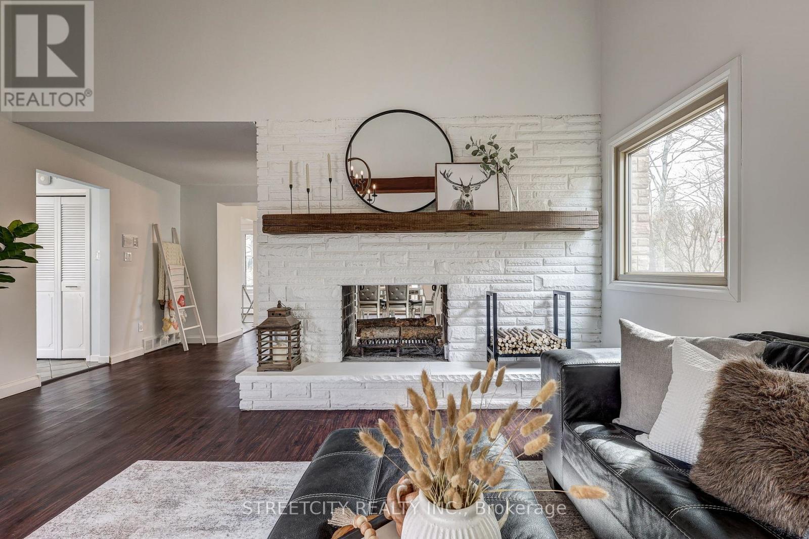 7 Thistle Court, Tillsonburg, Ontario  N4G 2S8 - Photo 16 - X12418444