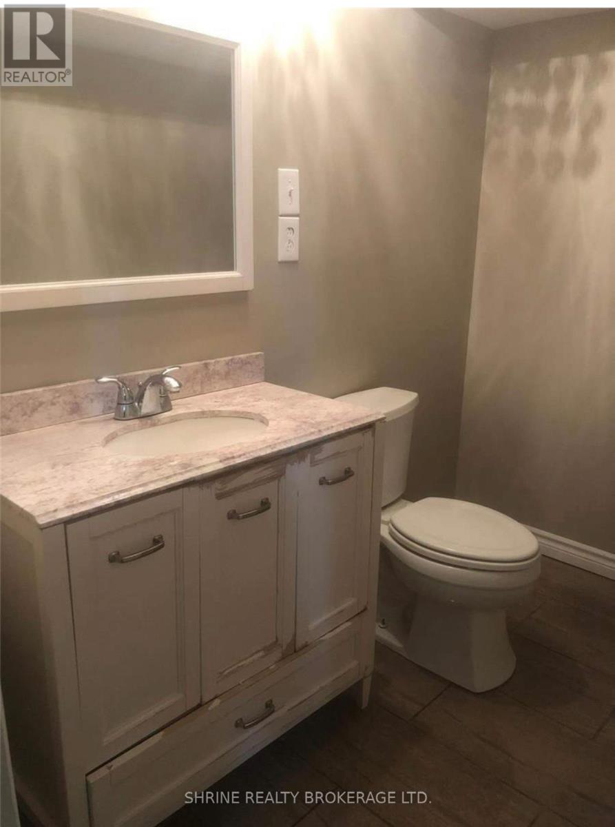 1995 Purcell Drive, London East, Ontario  N5W 0A1 - Photo 7 - X12418464