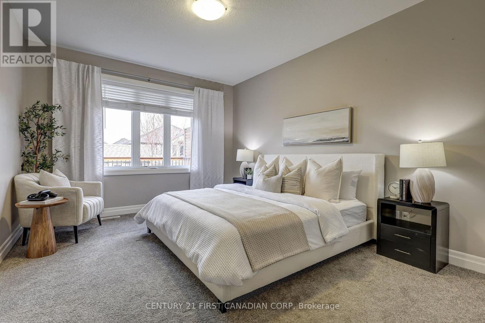 696 Bennett Crescent, Strathroy-Caradoc, Ontario  N0L 1W0 - Photo 15 - X12418481