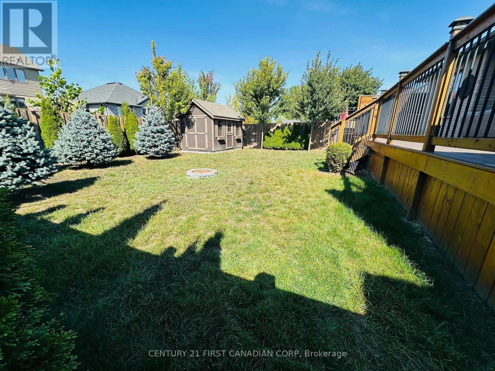 696 Bennett Crescent, Strathroy-Caradoc, Ontario  N0L 1W0 - Photo 41 - X12418481