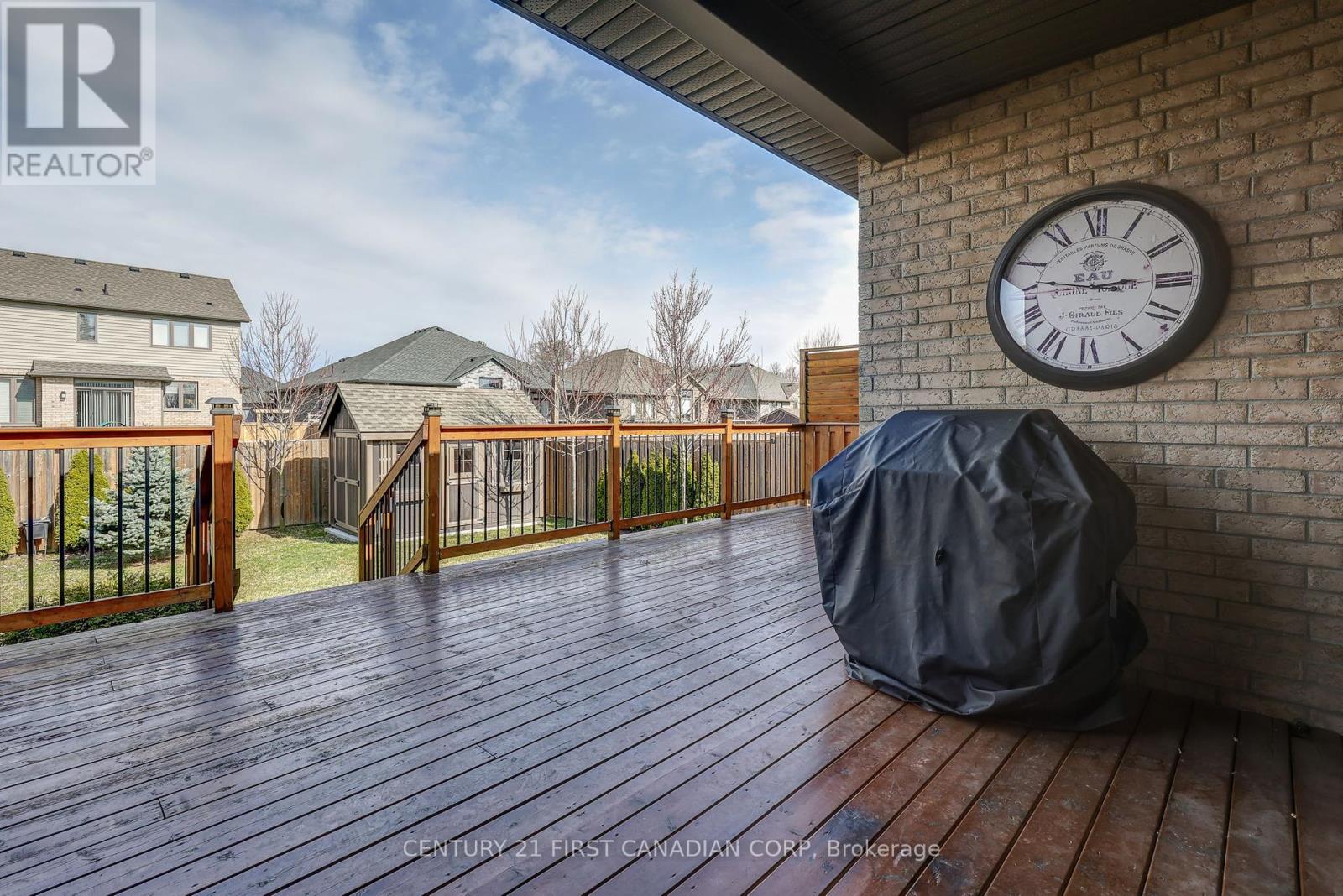 696 Bennett Crescent, Strathroy-Caradoc, Ontario  N0L 1W0 - Photo 42 - X12418481