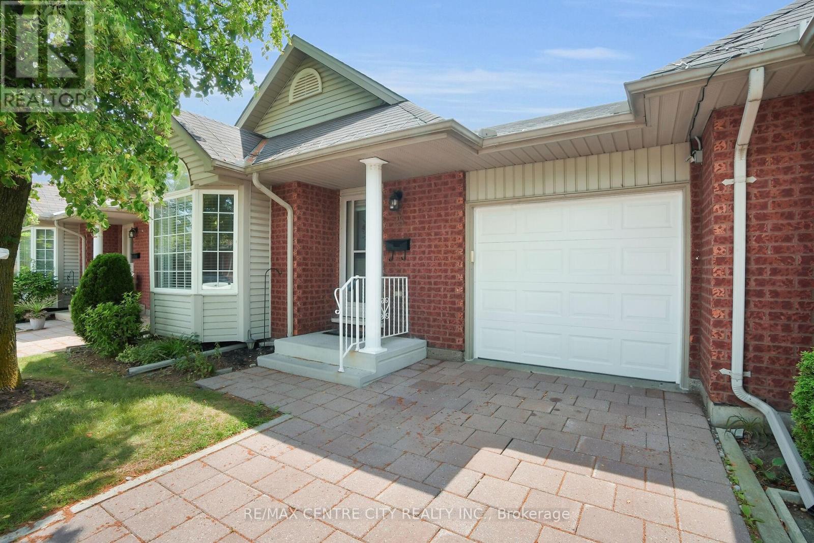 25 - 875 THISTLEDOWN WAY, London North, Ontario