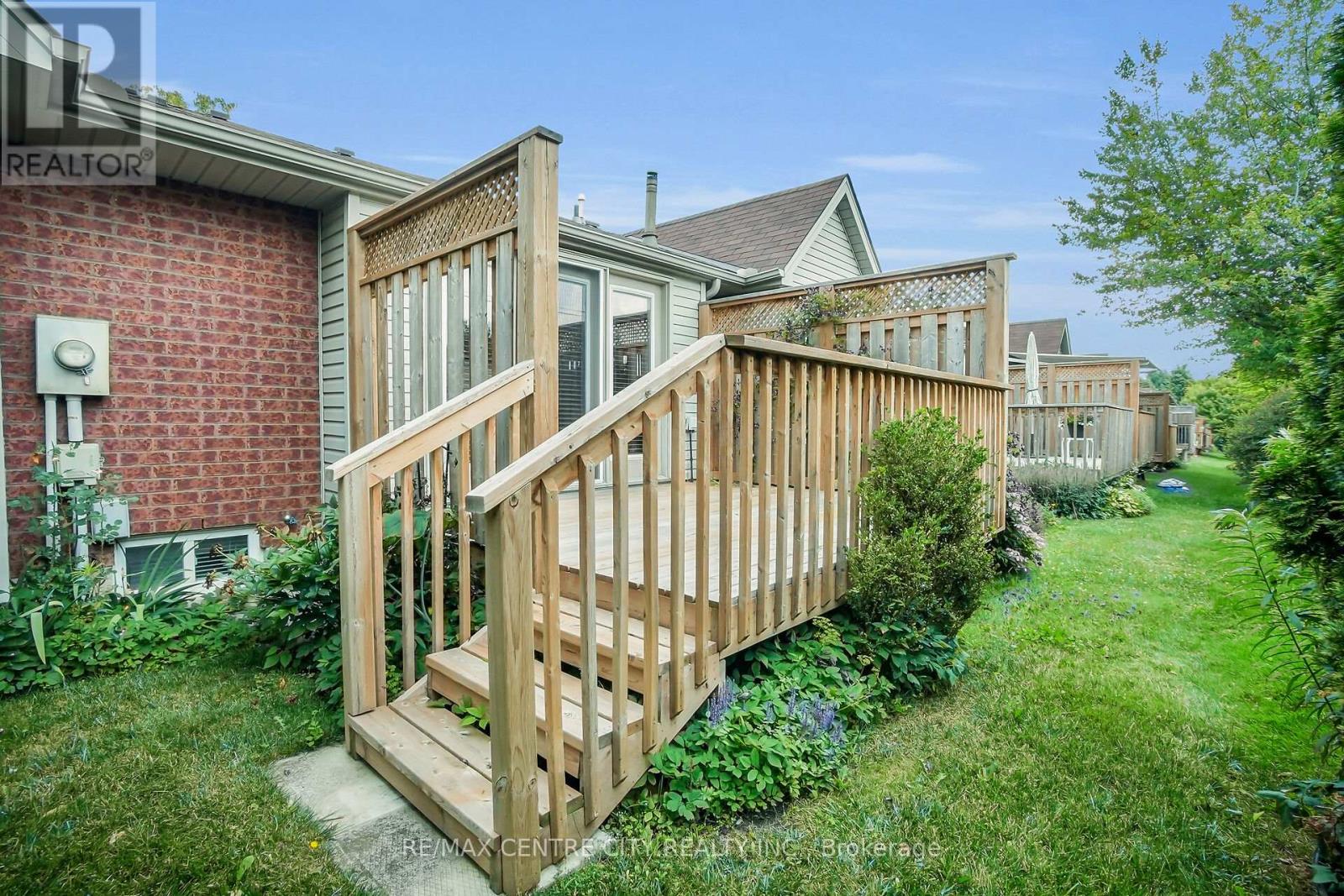 25 - 875 Thistledown Way, London North, Ontario  N6G 5G5 - Photo 30 - X12418546
