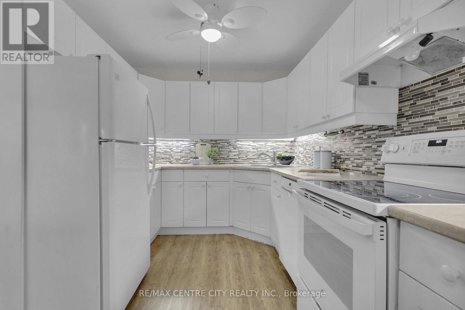 25 - 875 Thistledown Way, London North, Ontario  N6G 5G5 - Photo 9 - X12418546