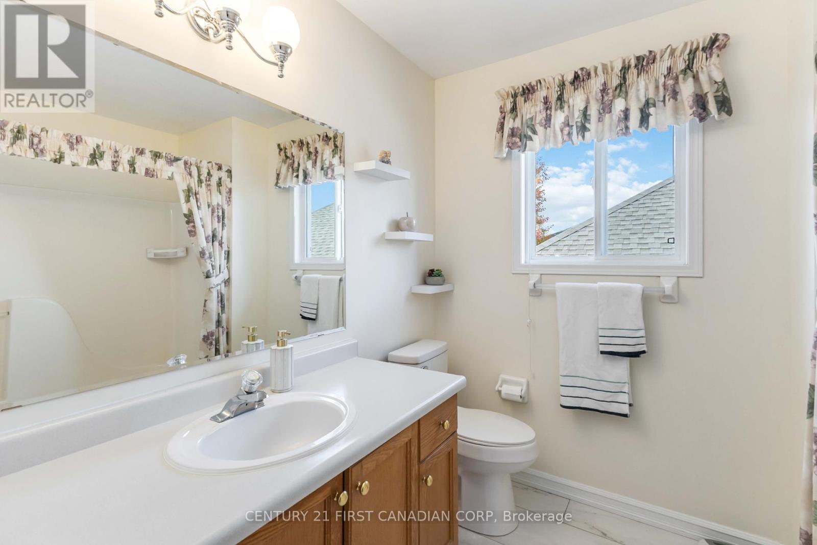 311 Jensen Road, London East, Ontario  N5V 4X3 - Photo 20 - X12418601