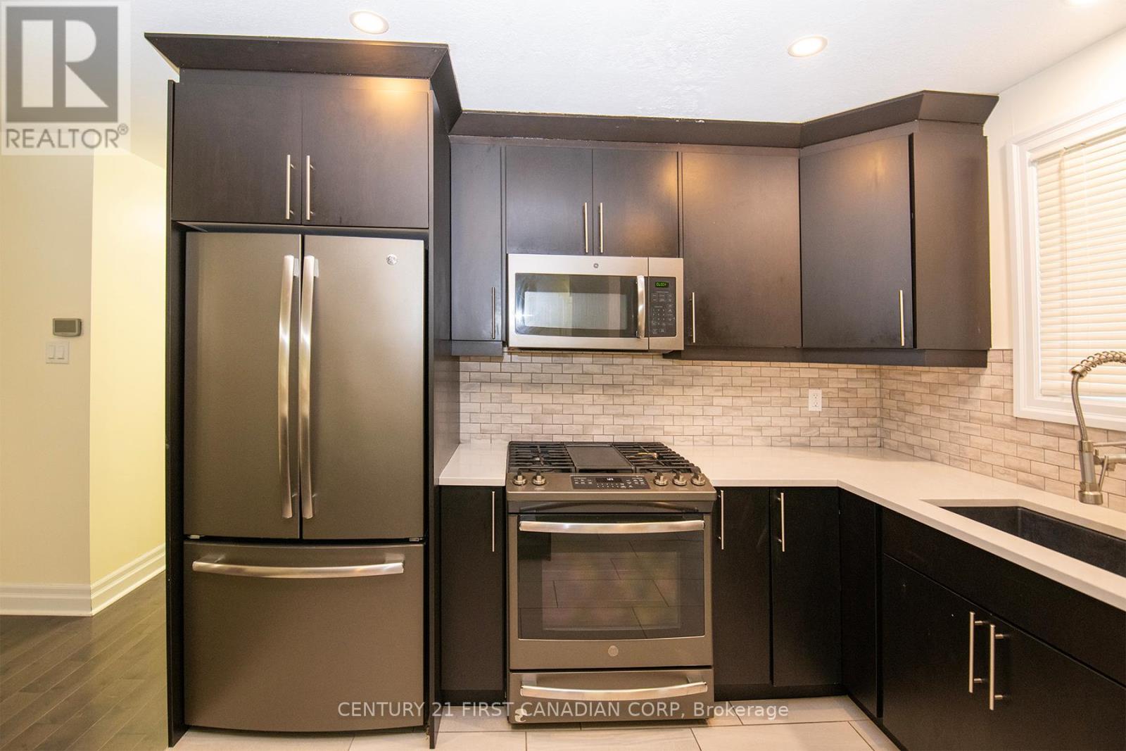 9 Tilipe Road, London East, Ontario  N5Z 2X3 - Photo 14 - X12418606