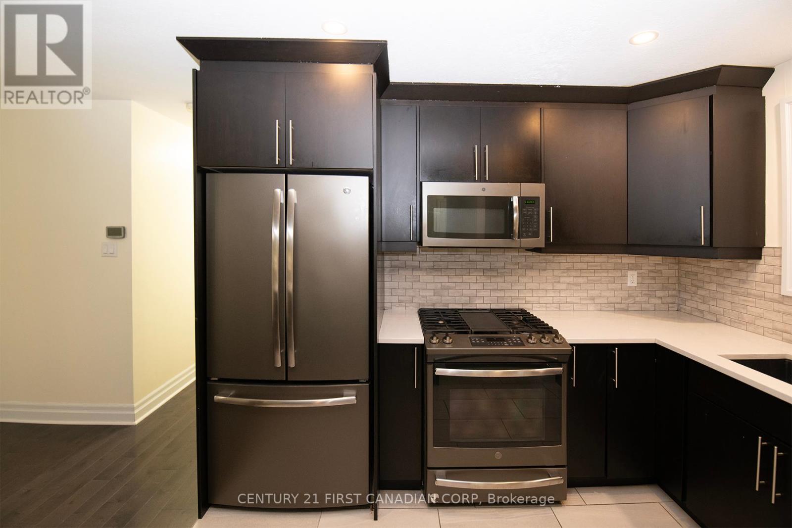 9 Tilipe Road, London East, Ontario  N5Z 2X3 - Photo 17 - X12418606