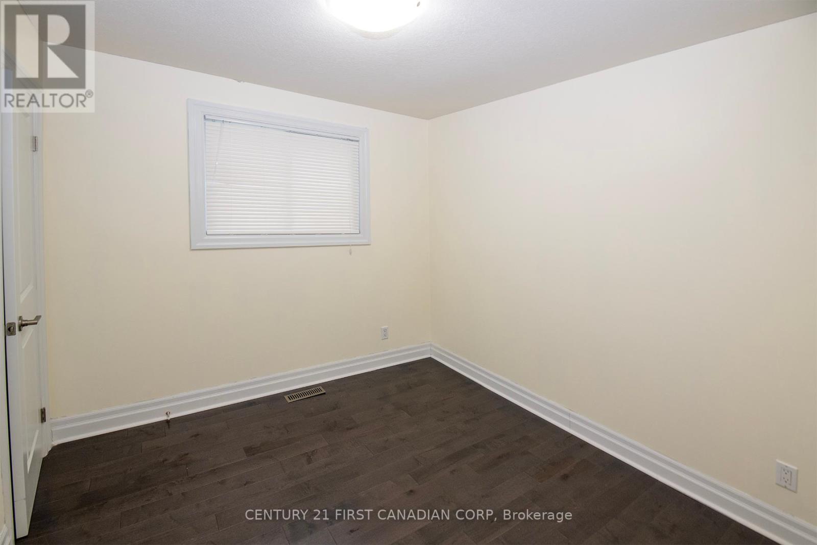 9 Tilipe Road, London East, Ontario  N5Z 2X3 - Photo 27 - X12418606