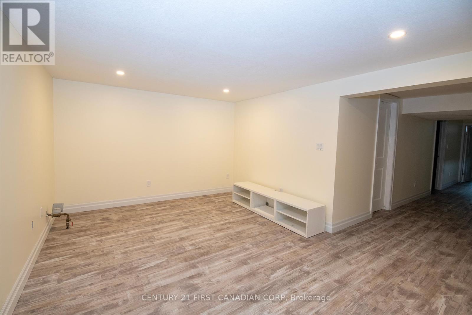9 Tilipe Road, London East, Ontario  N5Z 2X3 - Photo 29 - X12418606