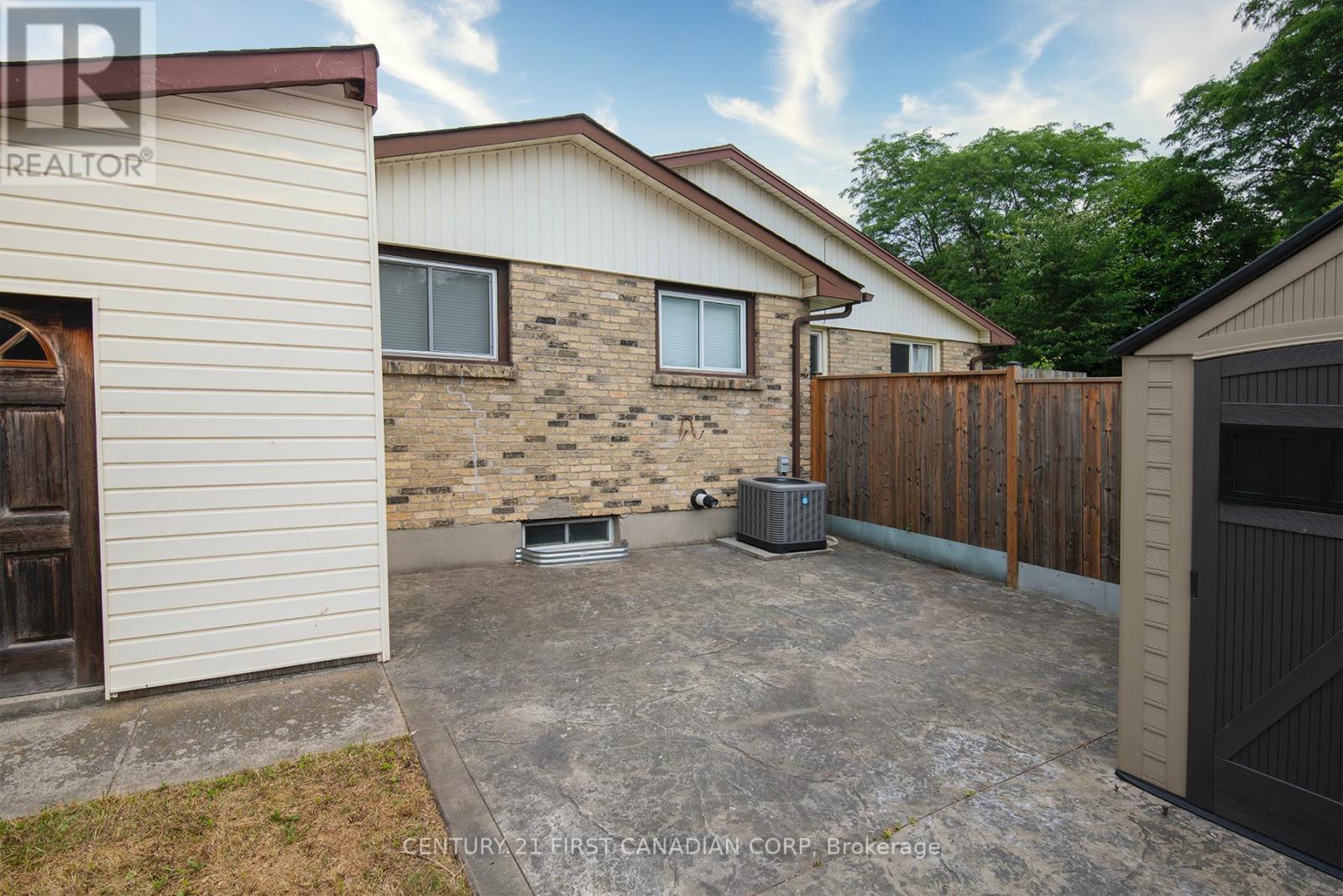 9 Tilipe Road, London East, Ontario  N5Z 2X3 - Photo 45 - X12418606
