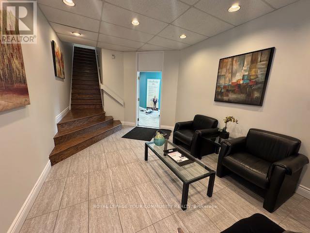 3 - 7620 Yonge Street, Vaughan, Ontario  L4J 1V9 - Photo 3 - N12413623