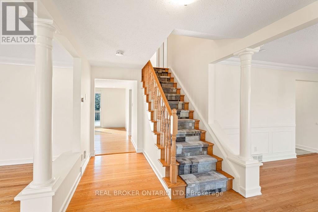 99 Queensline Drive, Ottawa, Ontario  K2H 7J6 - Photo 6 - X12418523