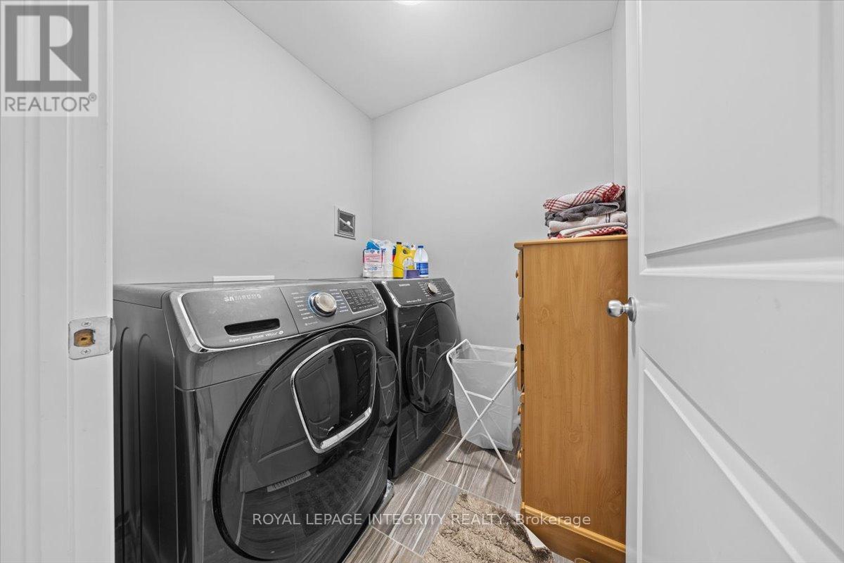 14 Hackney Private, Ottawa, Ontario  K2V 0K8 - Photo 19 - X12418565