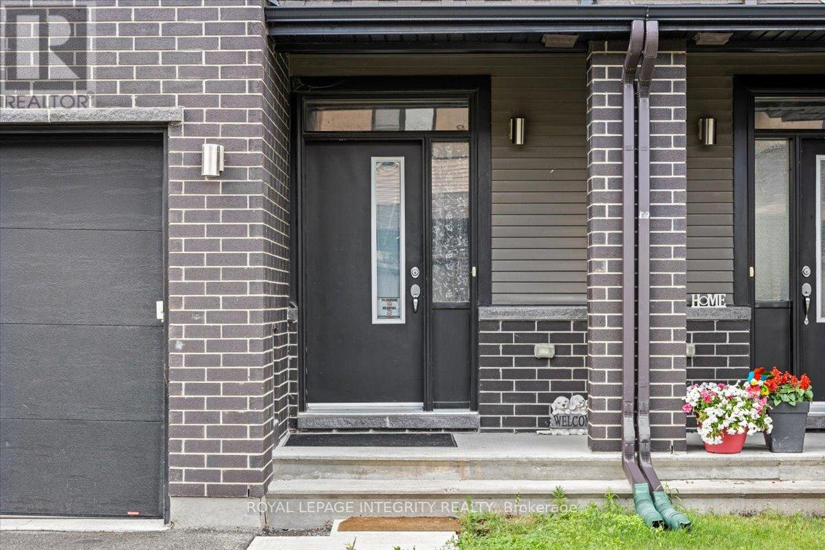 14 Hackney Private, Ottawa, Ontario  K2V 0K8 - Photo 2 - X12418565